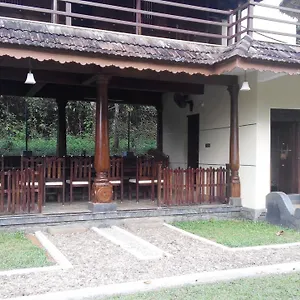 7Th Heaven Resorts Resort