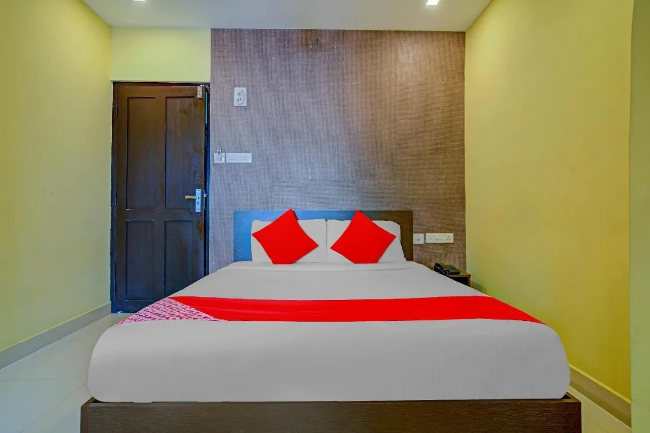Oyo Flagship 77876 Amigo Suites Hotel Kochi