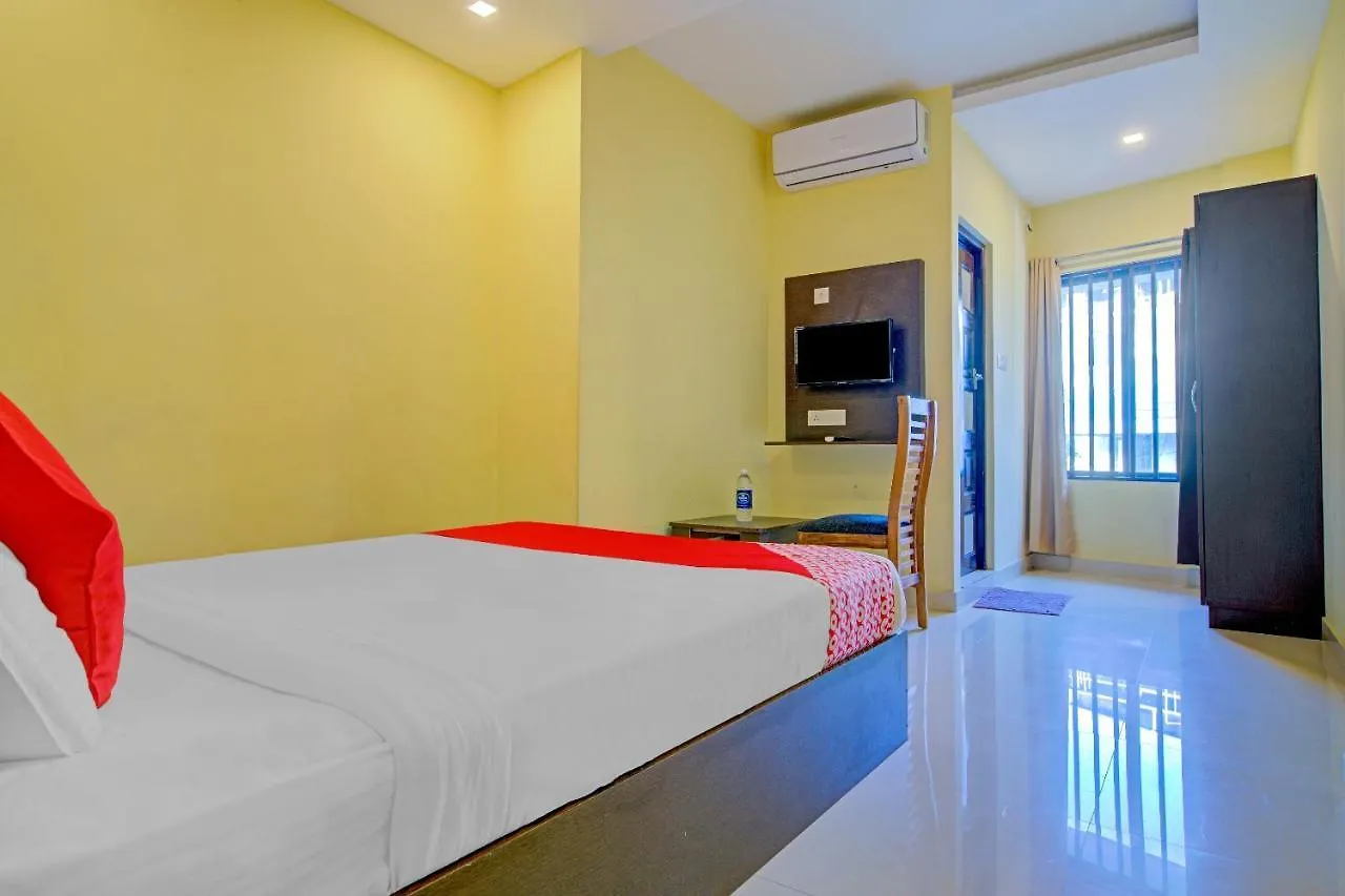 Hotel Oyo Flagship 77876 Amigo Suites